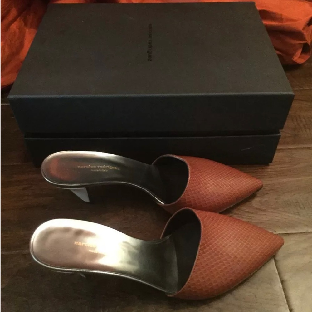 Marcos o Rodriguez Brown Athena mid Heel Slide Mule